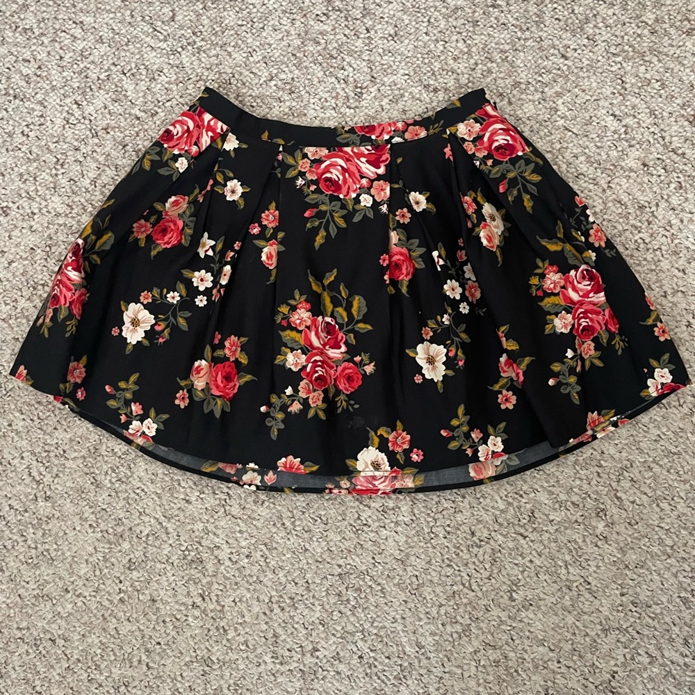 Forever 21 Floral Mini Circle Skirt